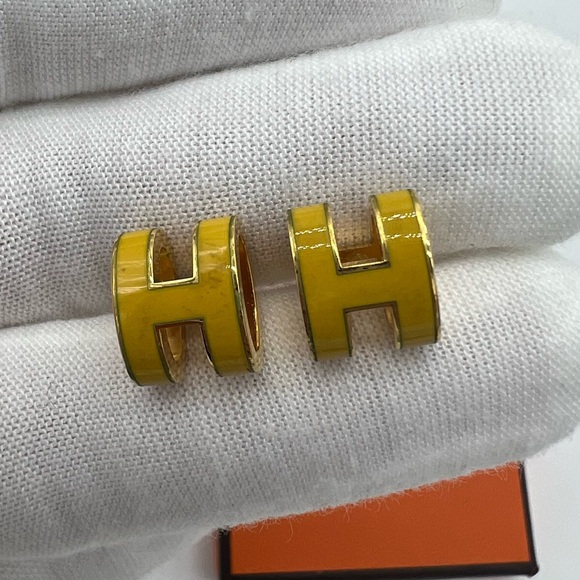 Authentic Hermes Mini Pop H earrings - Picture 7 of 15
